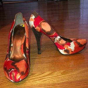 Carlos Santana Heels